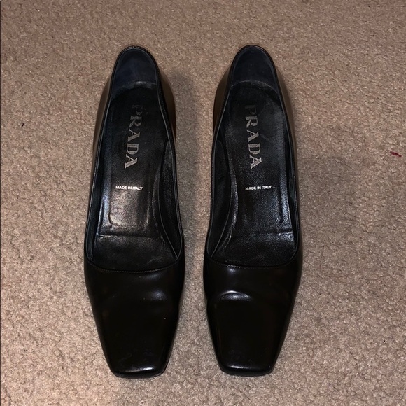 Prada shoes size 37 1/2 - Picture 1 of 8
